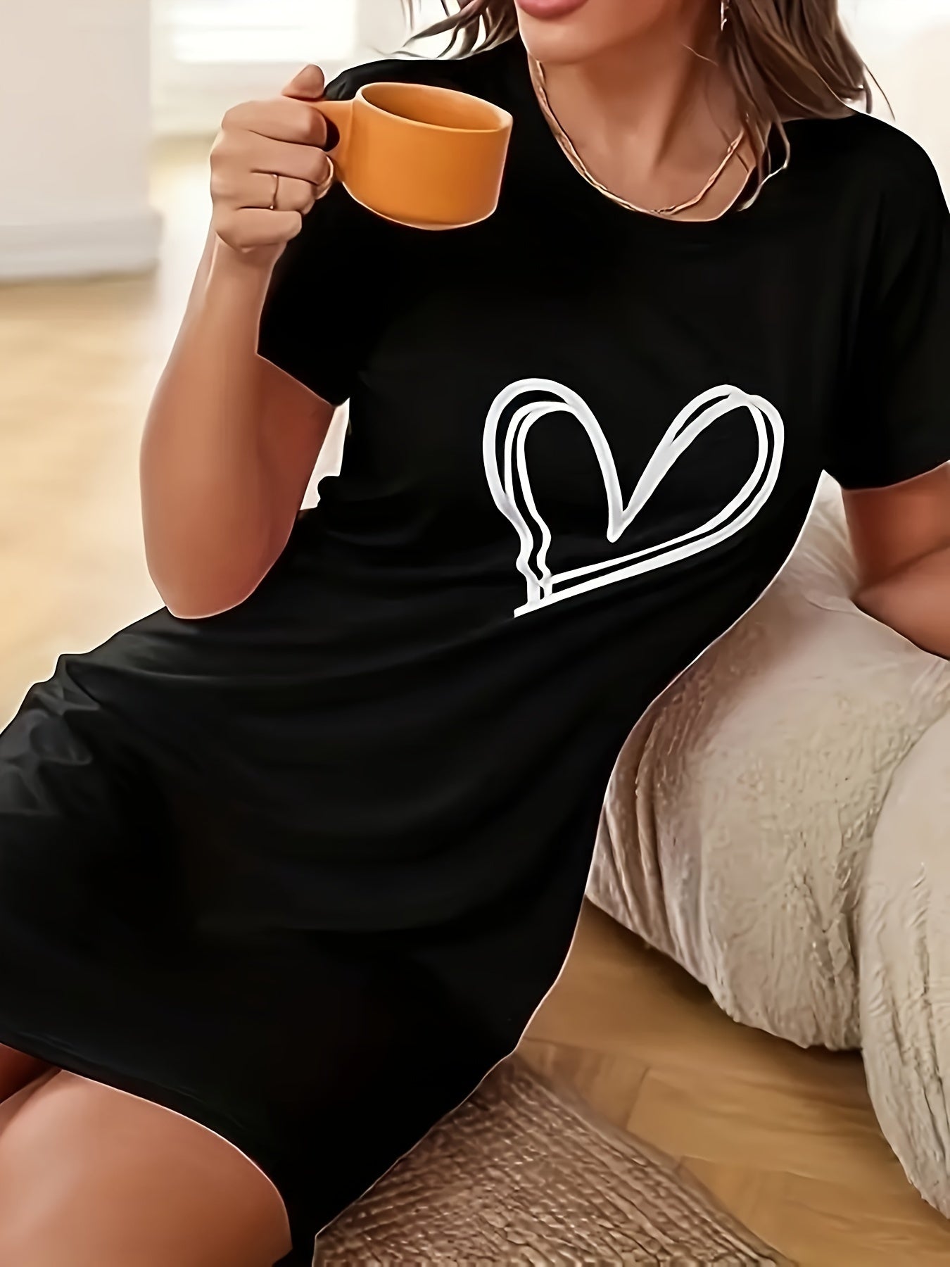 Adorable Heart Print Casual Dress – Flirty Short Sleeves, Stylish Crew Neck – Perfect for Spring & Summer – Womens Fashion Must-Have
